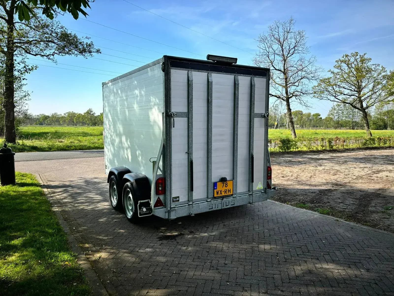 Sirius G305 aluminium gesloten aanhanger